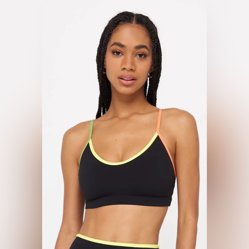 Spiritual Gangster Helena Bra